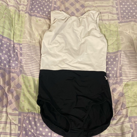 Ballet leotard- in white and black - Picture 1 of 2